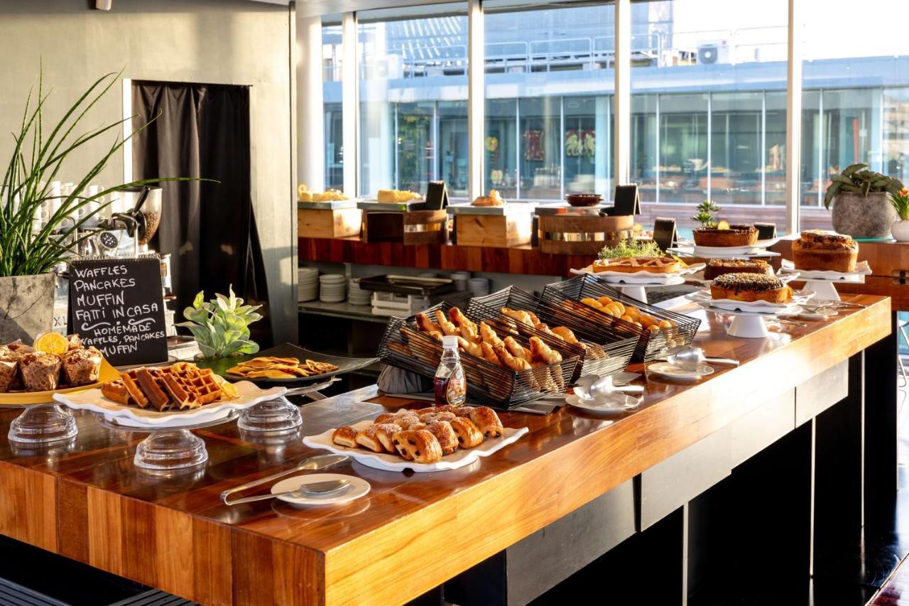 Radisson Blu Es. Hotel, Roma Εξωτερικό φωτογραφία A buffet at a hotel