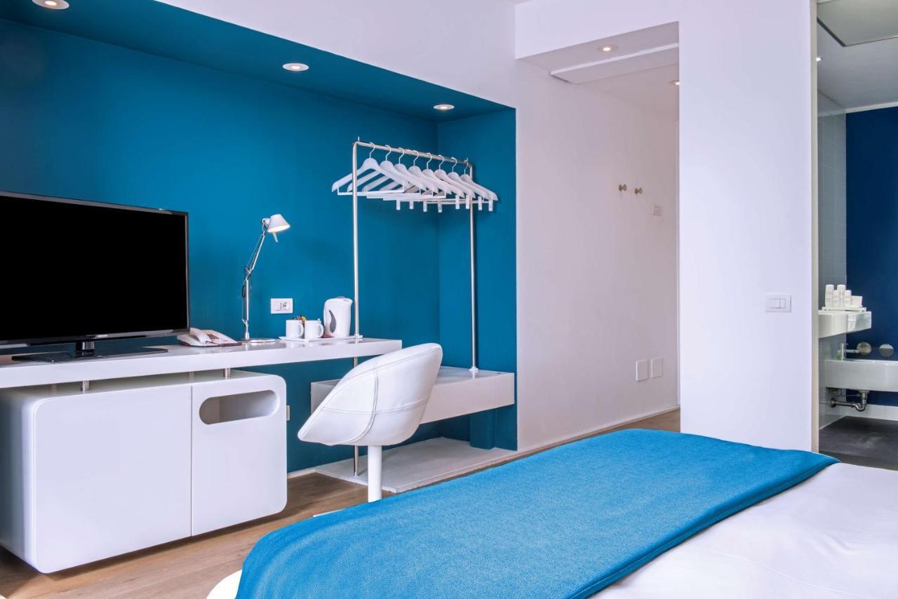 Radisson Blu Es. Hotel, Roma Εξωτερικό φωτογραφία A room at the hotel