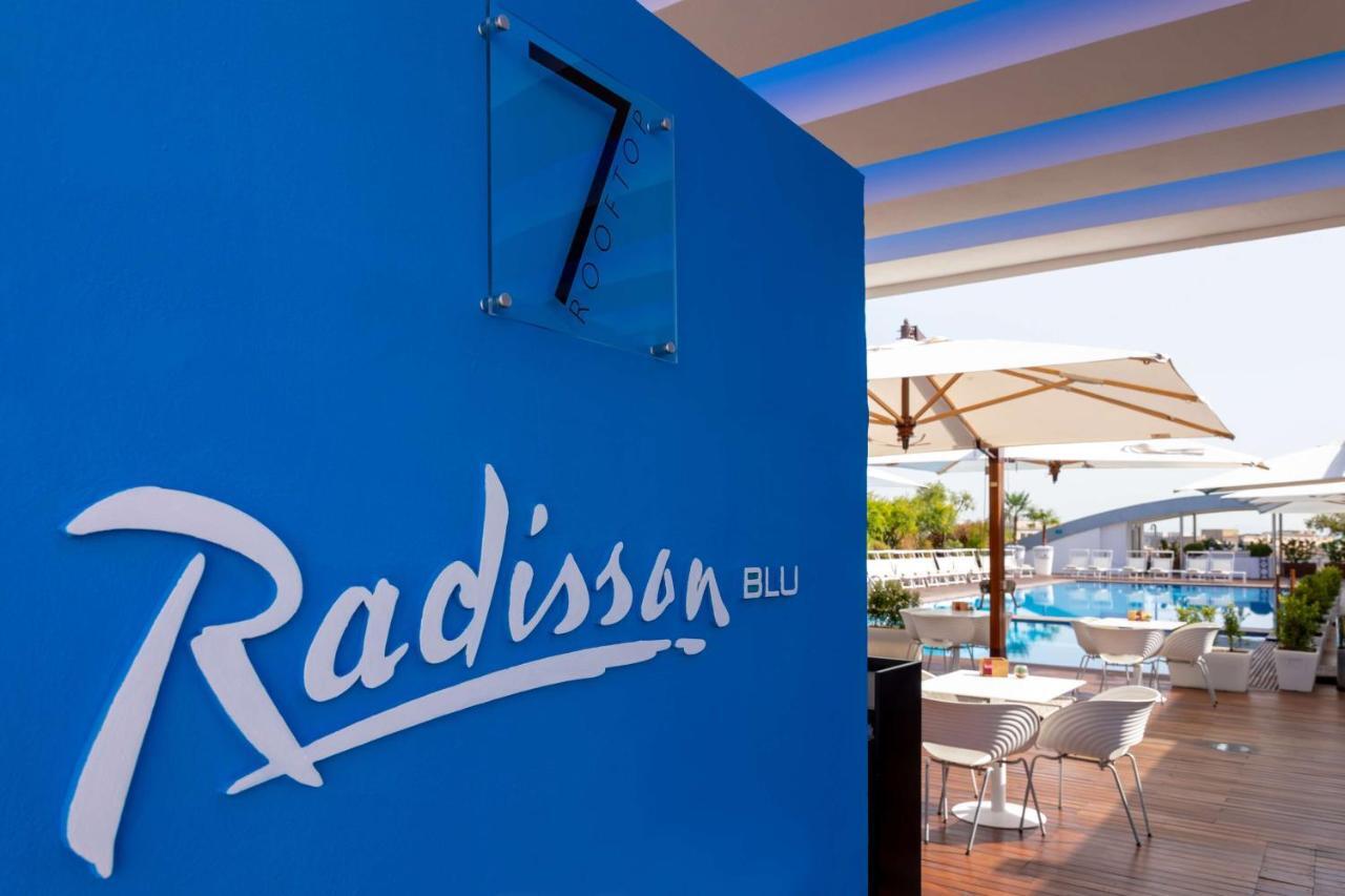 Radisson Blu Es. Hotel, Roma Εξωτερικό φωτογραφία Radisson Blu logo