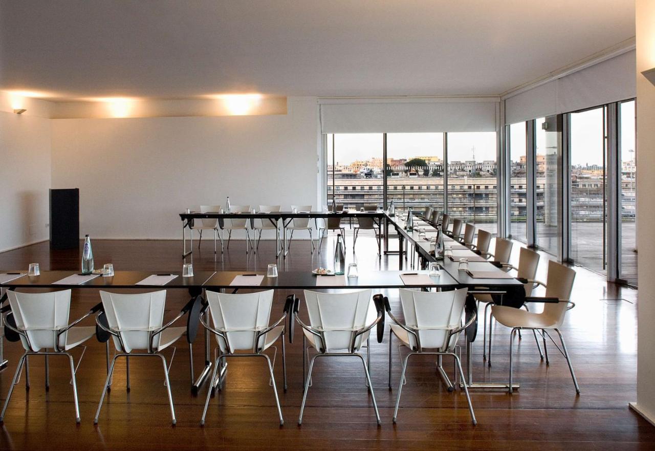 Radisson Blu Es. Hotel, Roma Εξωτερικό φωτογραφία The interior of the conference centre